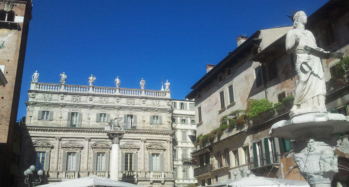 Piazza Erbe a Verona