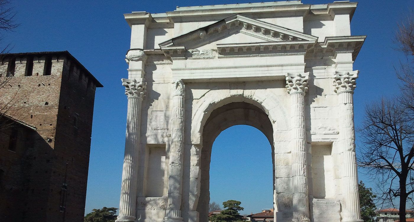Arco dei Gavi a Verona